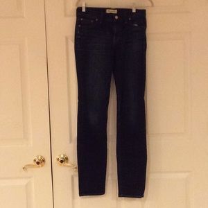 Excellent condition Madewell Sz 27 Alley dark wash